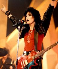 joan-jett-238359.jpg - Размер: 45,22К, Загружен: 213