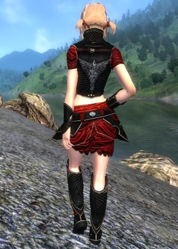Подробнее о "UFF_HG_Golden Shadow Armor"
