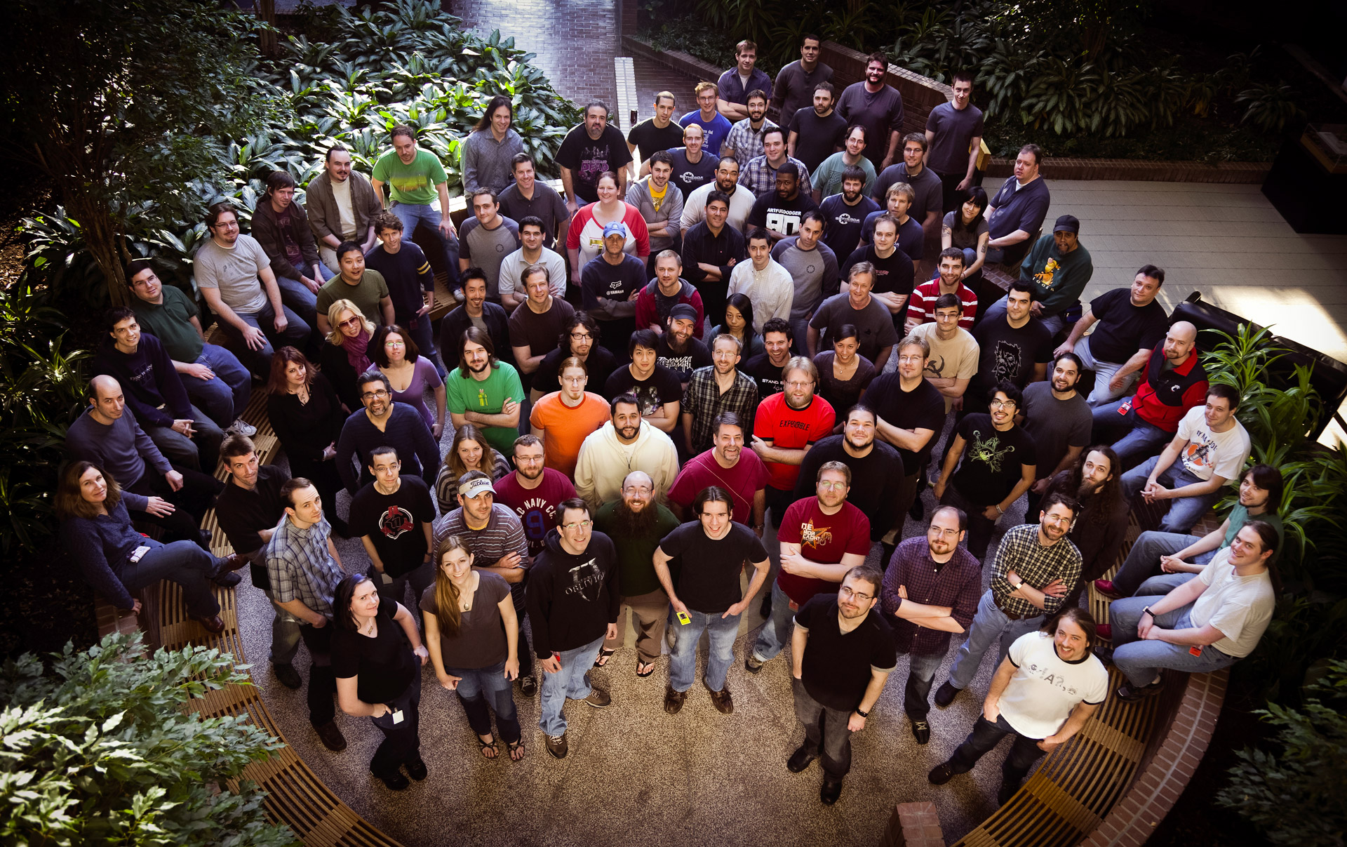 teamphoto_new_3.jpg
