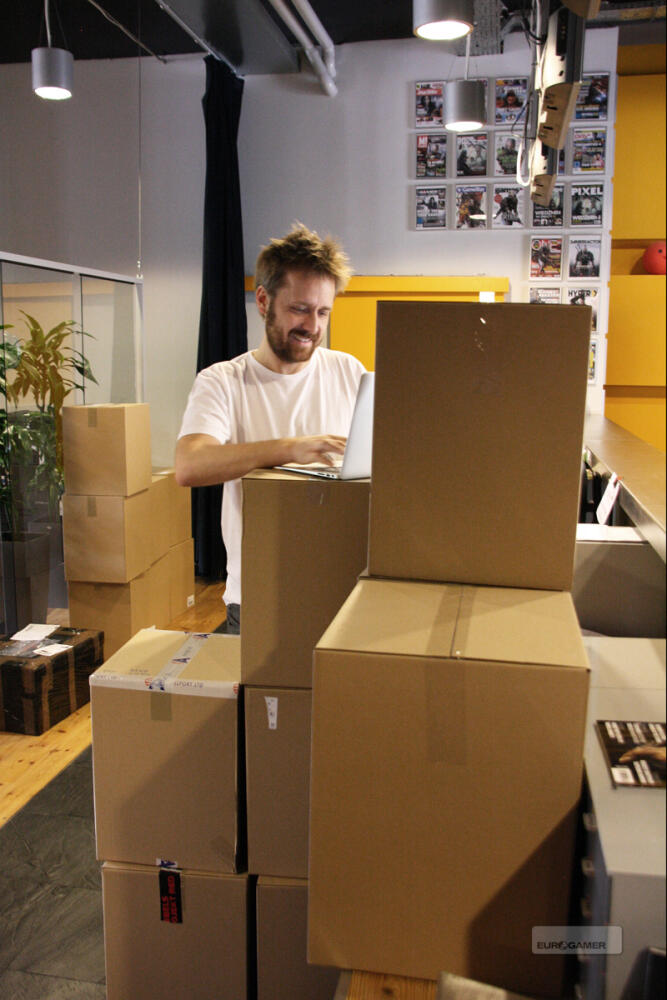 iwinski_boxesjpg.jpg