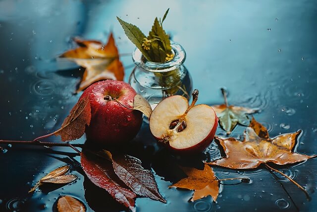 Apples_Autumn_Water.jpg
