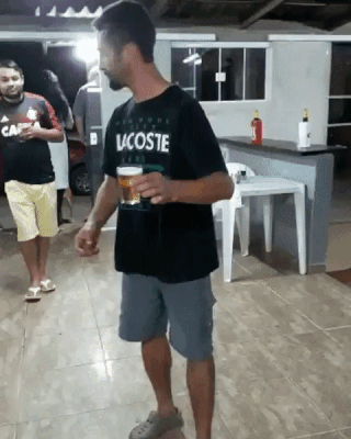 1504413699197216075.gif