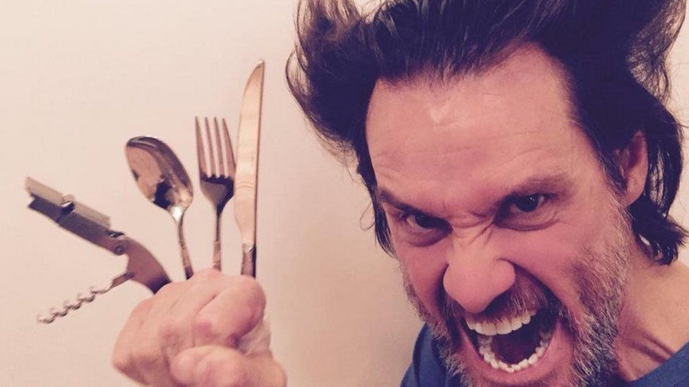 _85105830_jimcarrey.jpg.jpeg