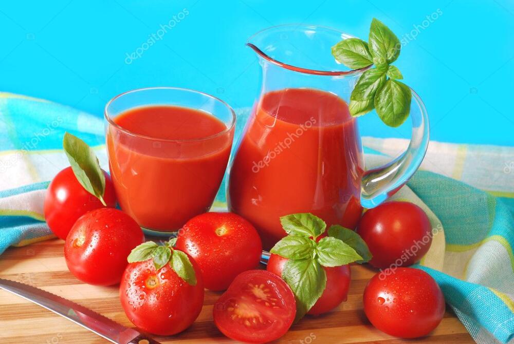 depositphotos_10969875-Fresh-tomato-juice.jpg.jpeg