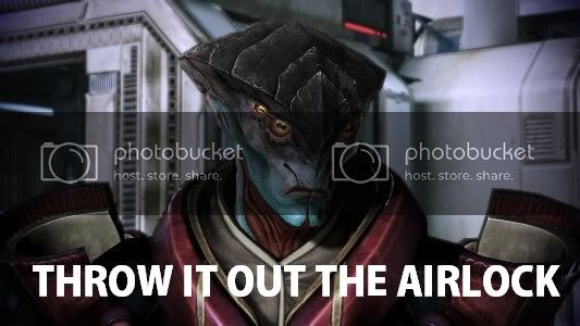 JavikAirlock-00.jpg.jpeg
