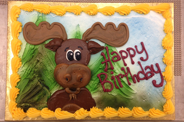 Moose-Themed-Cake.jpg.jpeg