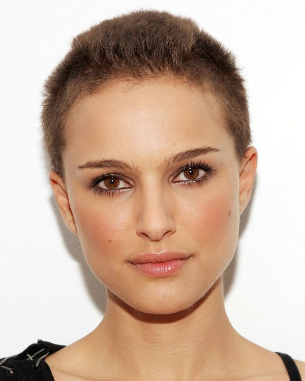 natali-portman-korotkaya-strijka-03.jpg.jpeg