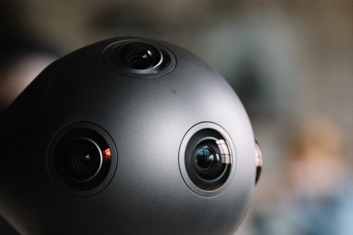 ozo-press-photo-camera.jpg