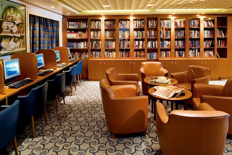 library_internet_cafe-1.jpg