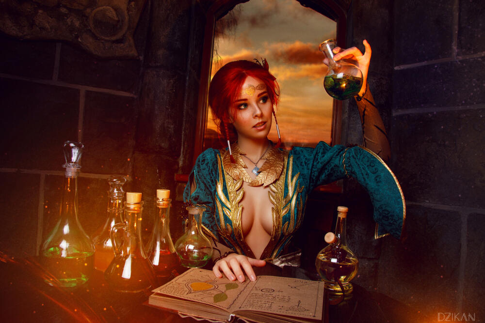 the_witcher_3___triss_merigold_cosplay_by_disharmonica-danx58m.jpg.jpeg