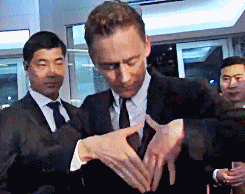 tumblr_mupoe41xSp1qjiauvo3_250.gif