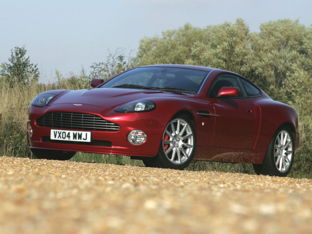 Aston%20Martin_V12%20Vanquish_Coupe_2001.jpg.jpeg