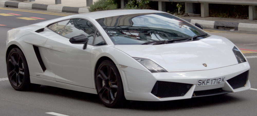 2010_Lamborghini_Gallardo_(L140)_LP550-2_coupe_(2016-01-05)_01.jpg.jpeg