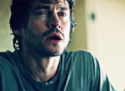 tumblr_n2uiysok3m1r18z8zo2_r2_250.gif
