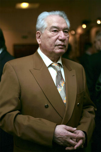 aitmatov.jpg.jpeg