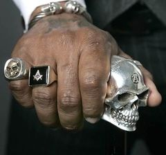 240px-Masonicskull.jpg.jpeg