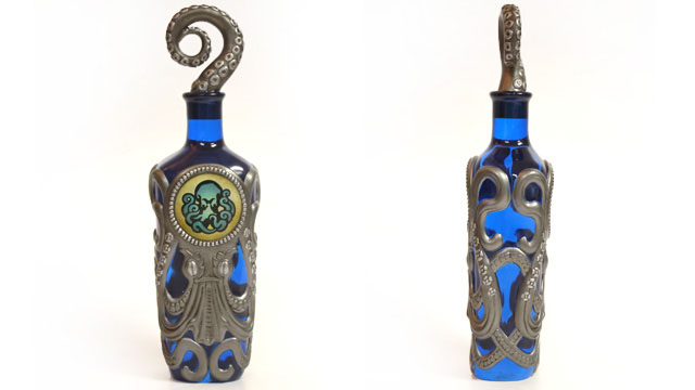 other-undertowbottle-detail-01.jpg.jpeg