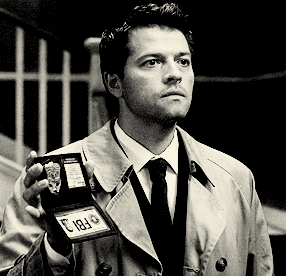 castiel-fbi-badge.gif