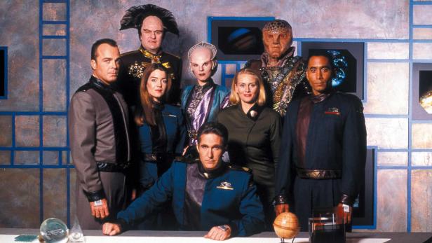 babylon-5-tele5-background-hero-desktop-ii-retina.jpg.jpeg