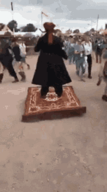 ae11cf31e68943f53bcaff7acc0ec212.gif