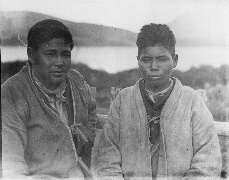 Chishima_Ainu_1899_(No.1055).jpg.jpeg