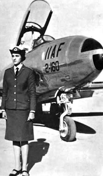 Pahlavi%20Imperial%20Iranian%20Air%20Force%20Female%20Pilot.jpg.jpeg