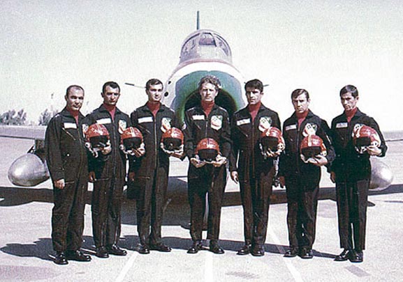 Pahlavi%20Imperial%20Iranian%20Air%20Force%20Pilots%201970s.jpg.jpeg