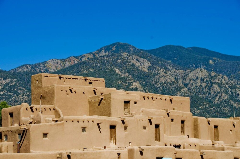 taos-pueblo.thumb.jpg.71f67dbe3ff5ab7a8f45f2c8b0ee1080.jpg